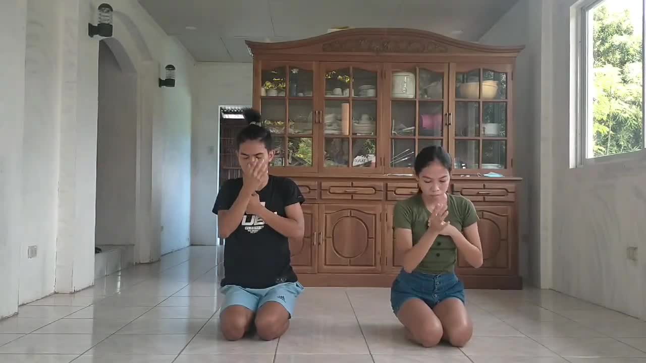 Contemporary dance- love is gone