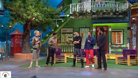 Akshay Ki Fitness Trainer in The Kapil Sharma Show