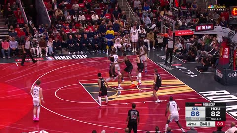 Kuminga freezes the arena! Incredible clutch shot! #NBAPlayoffs #Warriors