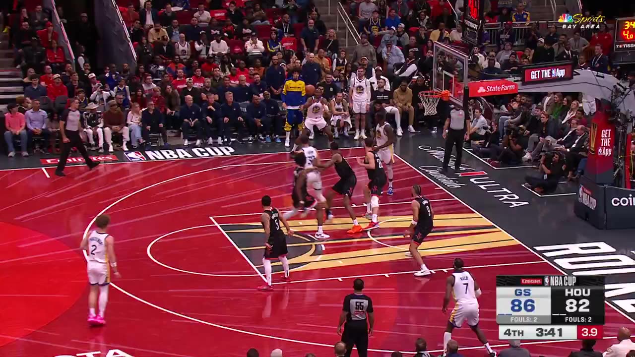 Kuminga freezes the arena! Incredible clutch shot! #NBAPlayoffs #Warriors