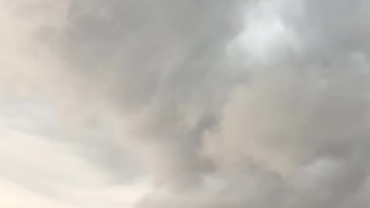 Creepy Edge Of Storm!
