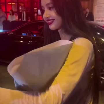 Lisa after Crazy Horse Paris Performance | Lisa BLACKPINK😊 #lisa #blackpink