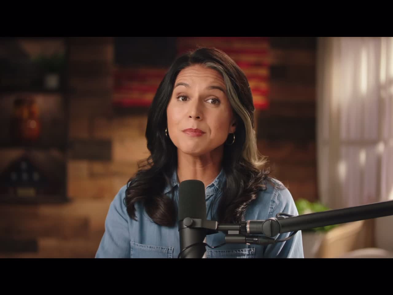 Breaking News 🗞 Tulsi Gabbard has left the Democrat party