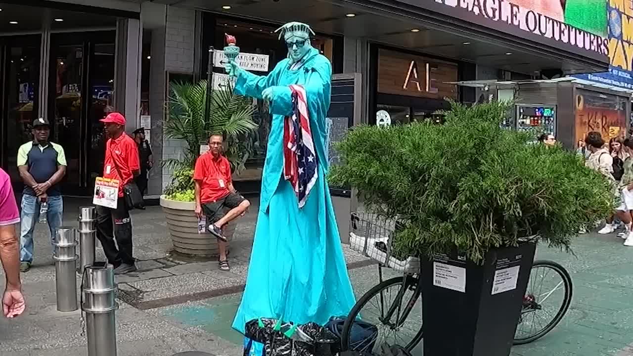 Cuidado con estas ESTAFAS en Nueva York Times Square