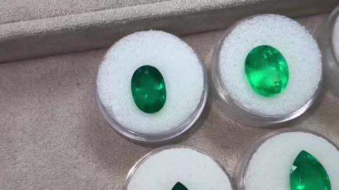 What should you know about Emeralds - Learn about Emeralds oval cut shapes