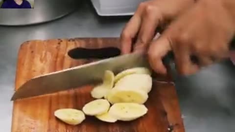 Martabak pisang terlaris di tailan