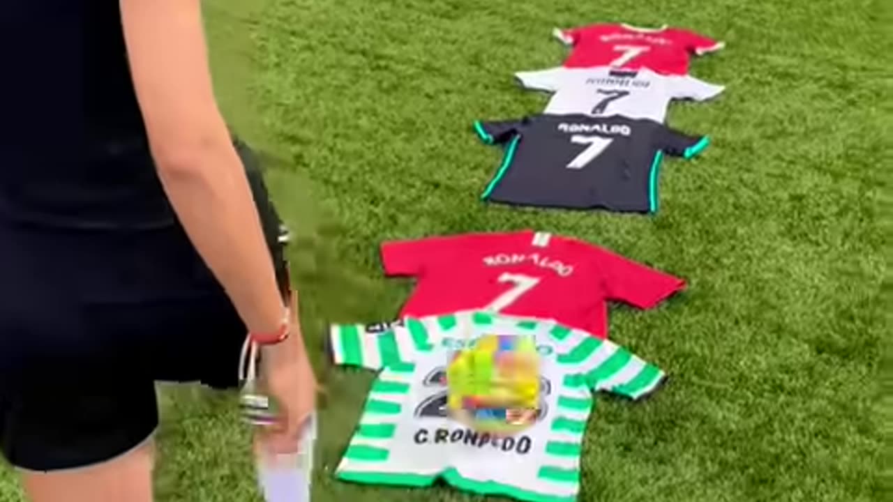 CRISTIANO RONALDO SHIRT CELEBRATIONS 🔥⚽️