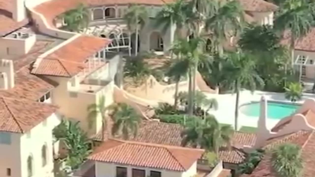 Epoch Times reports Biden White House was involved in the Mar-a-Largo raid.