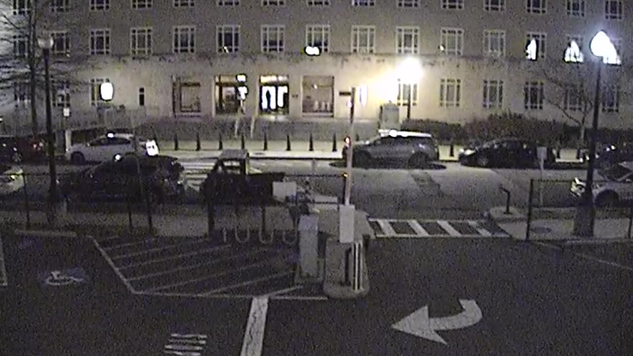 4406LOTS00Lot8-9West_2021-01-05_06h41min11s850ms.mp4