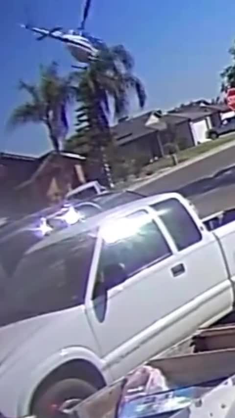 Bell 206B-3 JetRanger III crashed into someone’s front yard in Fresno, CA yesterday.