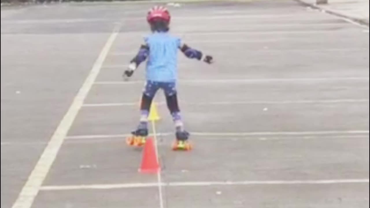 Skating Practice with cones | Skating | Skating Girl | #rumble #skating #Harshalidhankhola