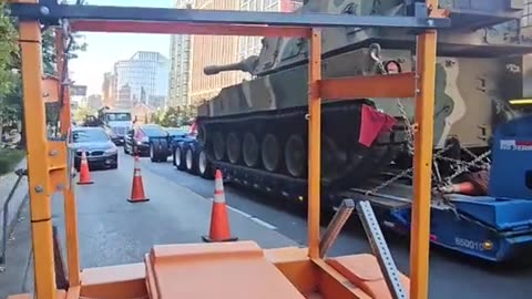 WASHINGTON DC HAS BEEN EXPERIENCING HEAVY MILITARY EQUIPMENT PASSING BY SINCE ISRAEL/PALESTINE WAR STARTED