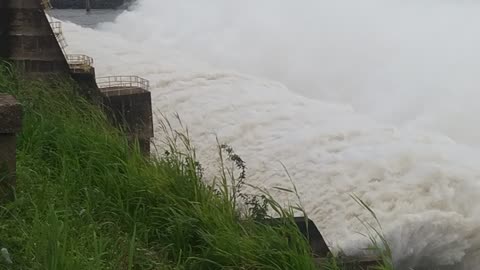 Vertedouro Hidreletrica de Tucuruí-PA, Brasil