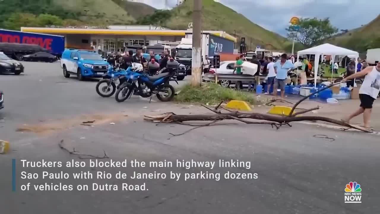 Brazilian Truckers Create Multiple Blockades In Support Of Bolsonaro