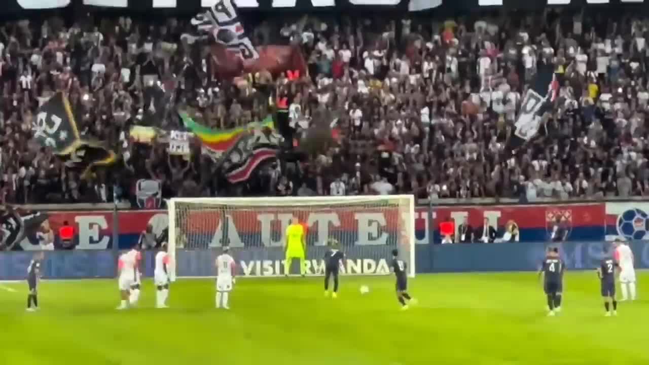 Neymar and Mbappe Dressing Room Fight after Neymar refuses to give Mbappe Penalty