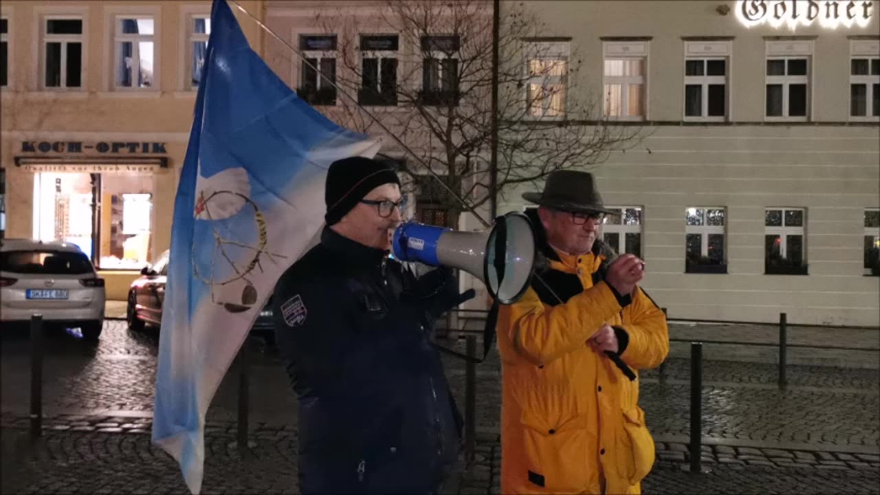 MAIK WEISE, RA - KAMENZ, 06 03 2023 - MONTAGSSPAZIERGANG, Bürgermegafon