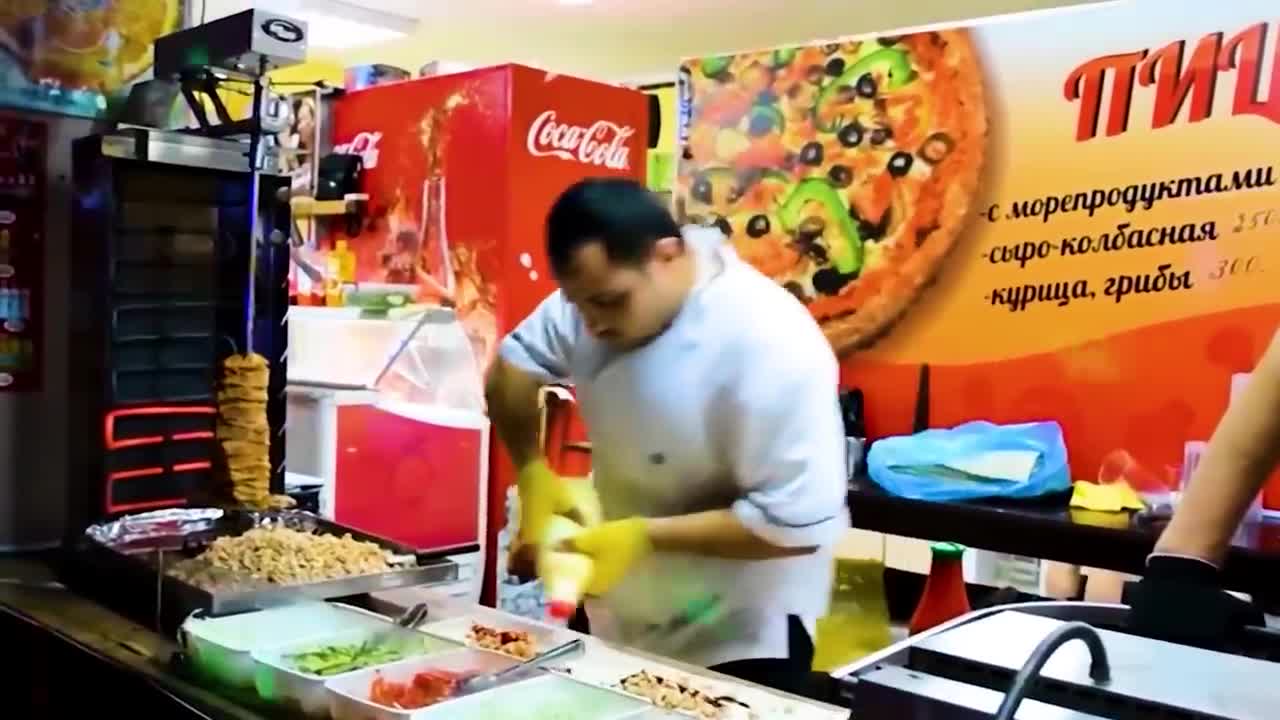 40 Fast Workers Doing Their Job Perfectly !