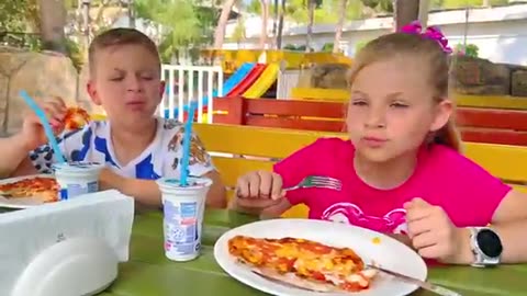 Oliver Diana and Roma Summer family vacation in Turkey |Video collection