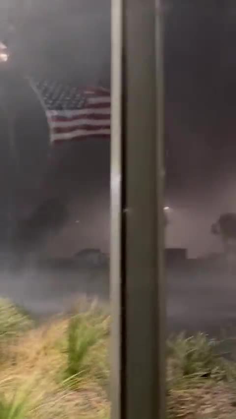 Incredible monsoon thunderstorm wreaks havoc in North Mesa, Arizona.
