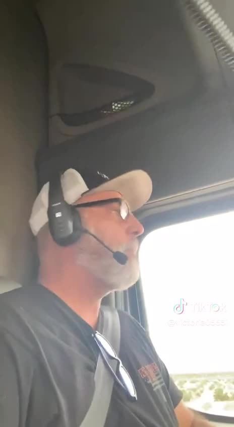 Truck Driver has Message for Libs on Truckers Choosing to Not Deliver to New York