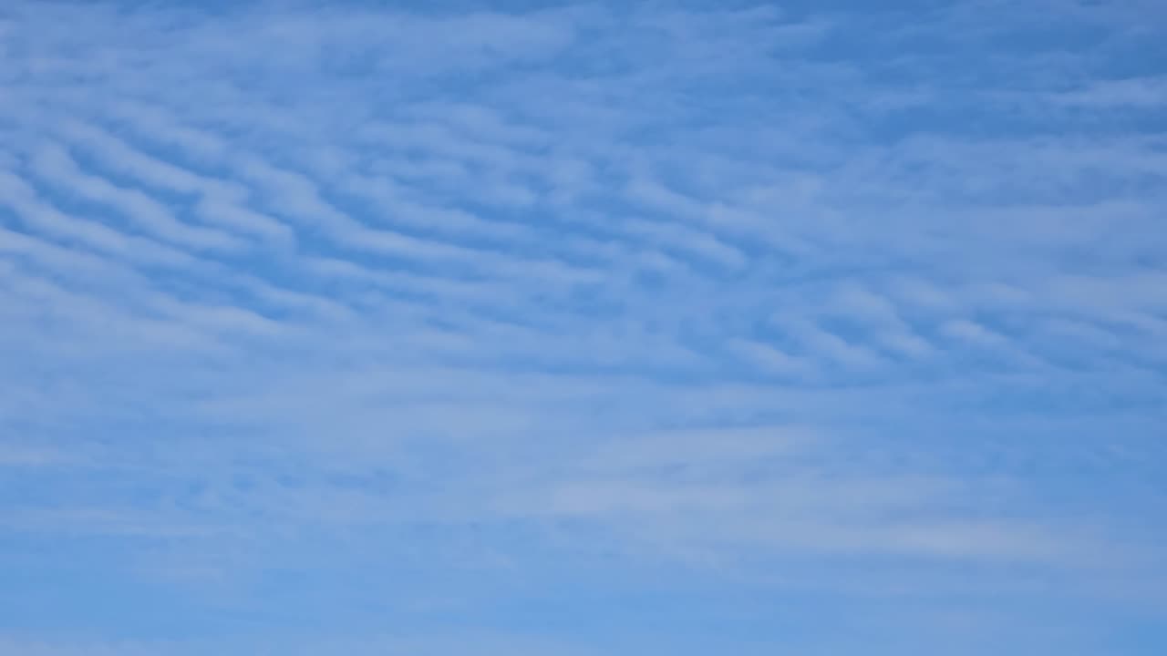 HAARP FREQUENCY WAVES Going in 2 Different Directions at the same time....