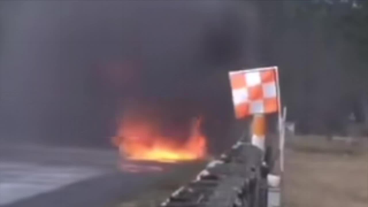 car blows up in a race