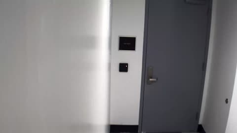 6144RHOBG2G201ABStairwayLobbyEntry_2021-01-06_16h40min02s923ms.mp4