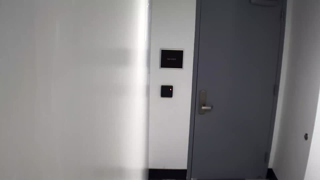 6144RHOBG2G201ABStairwayLobbyEntry_2021-01-06_16h40min02s923ms.mp4