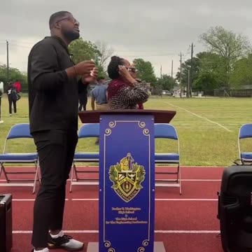 Rep. Sheila Jackson-Lee trying to figure out how to wear her eclipse glasses