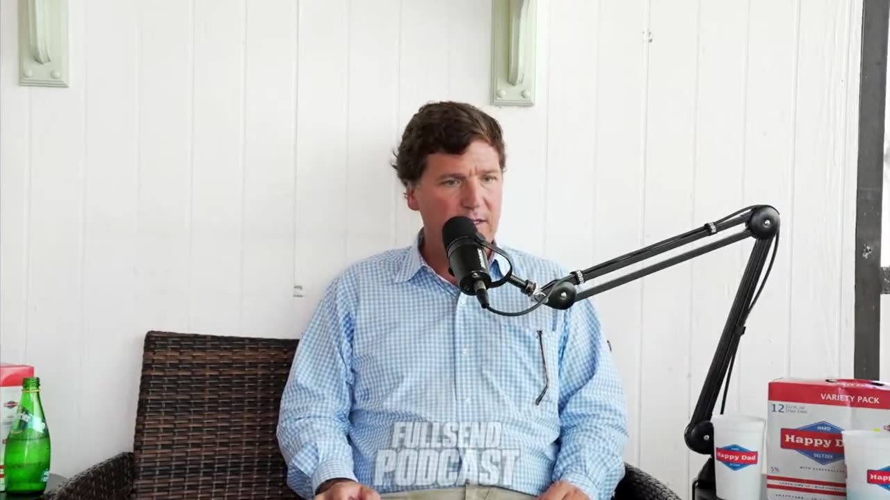 Tucker Carlson wants to interview Vladimir Putin