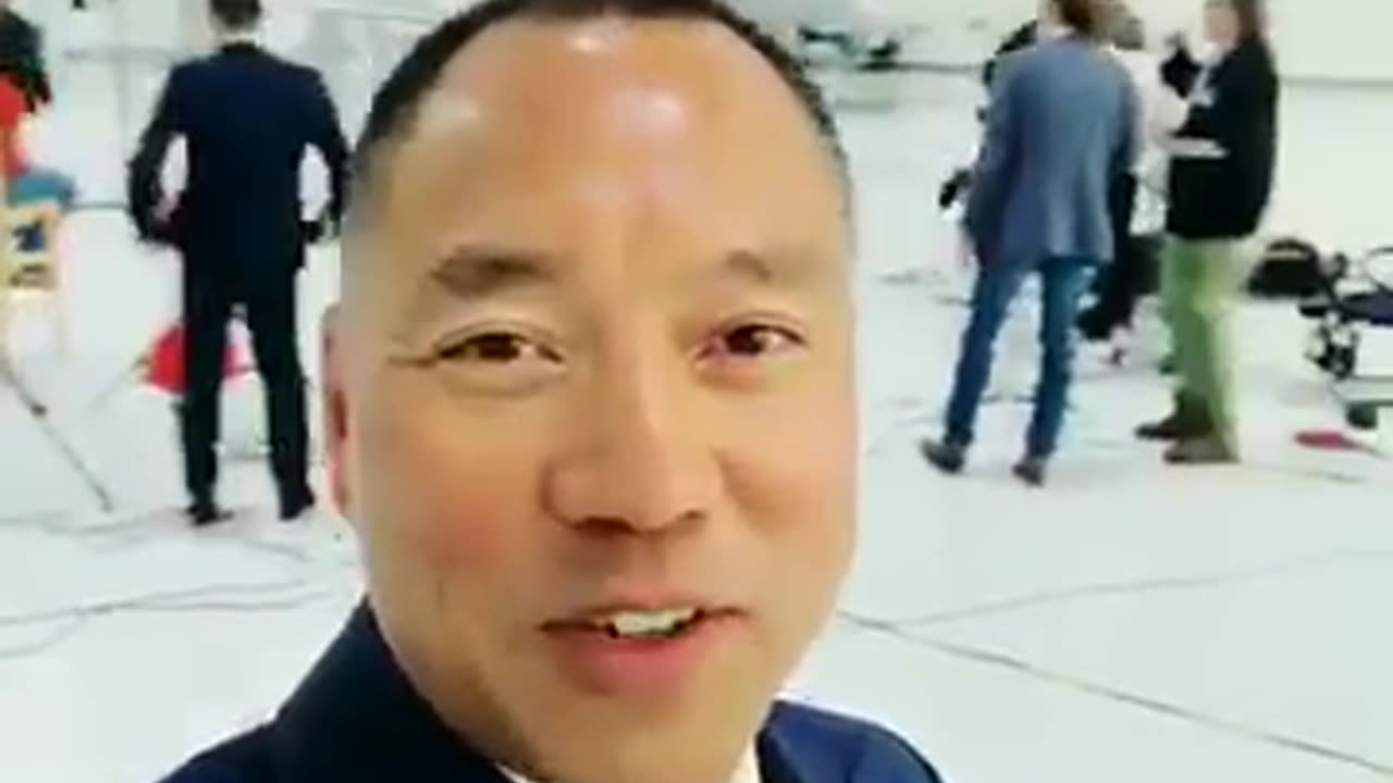 20181005 一小时以后在郭媒体直播 请大家围观三个男人的...