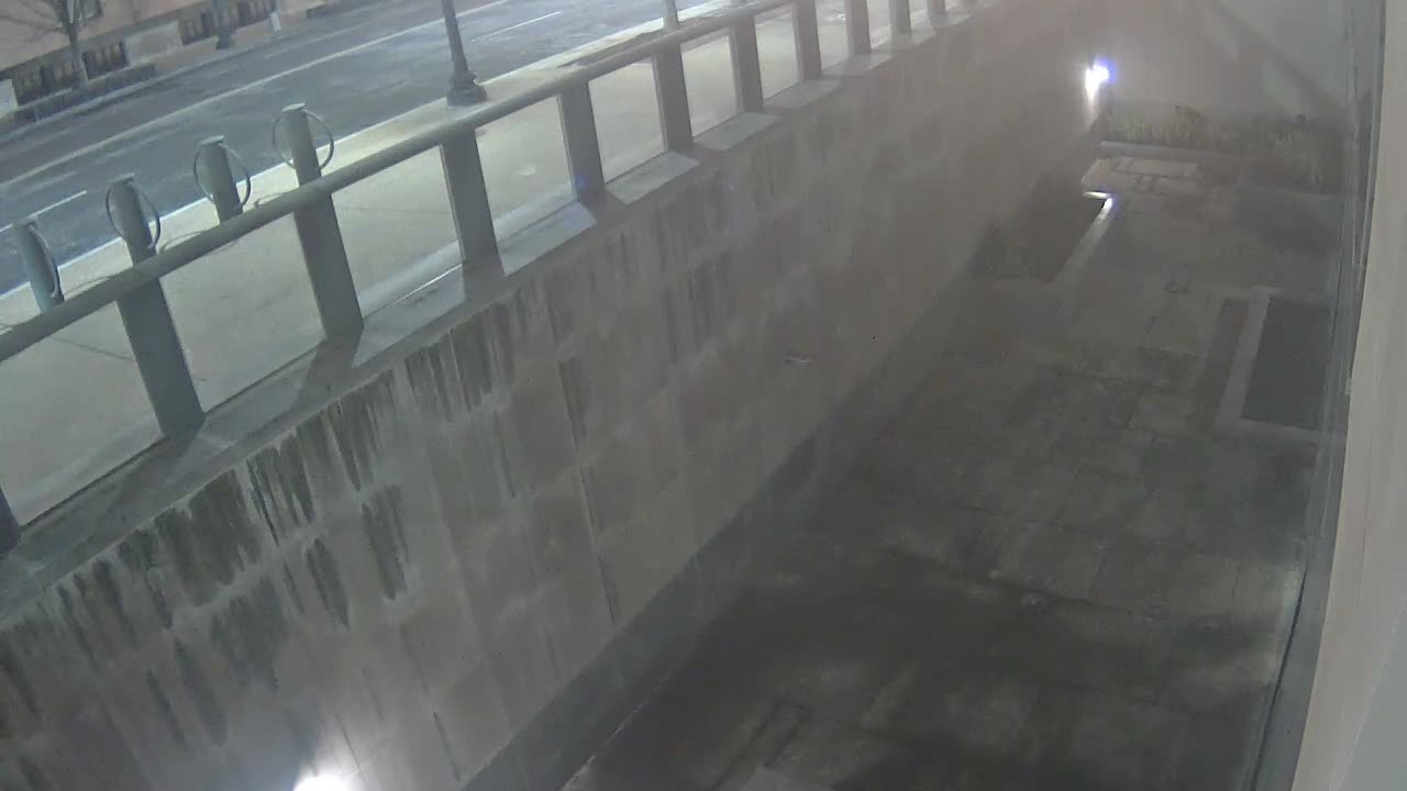 8491OHOB01SouthwestMoat_2021-01-05_23h00min01s280ms.mp4