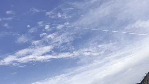 They Still spraying the sky’s with poison look at this 👀