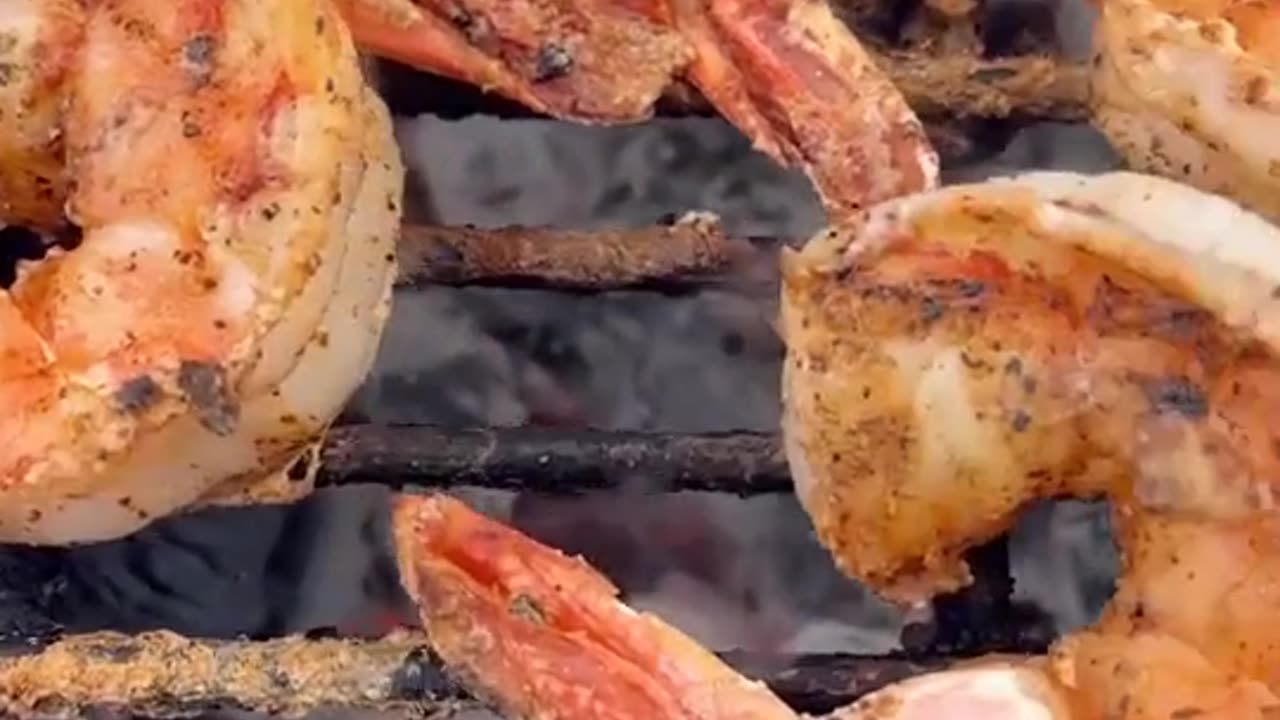 Easy surf and turf #grillinwithdad #surfandturf #deliciious #steaks #shrimp