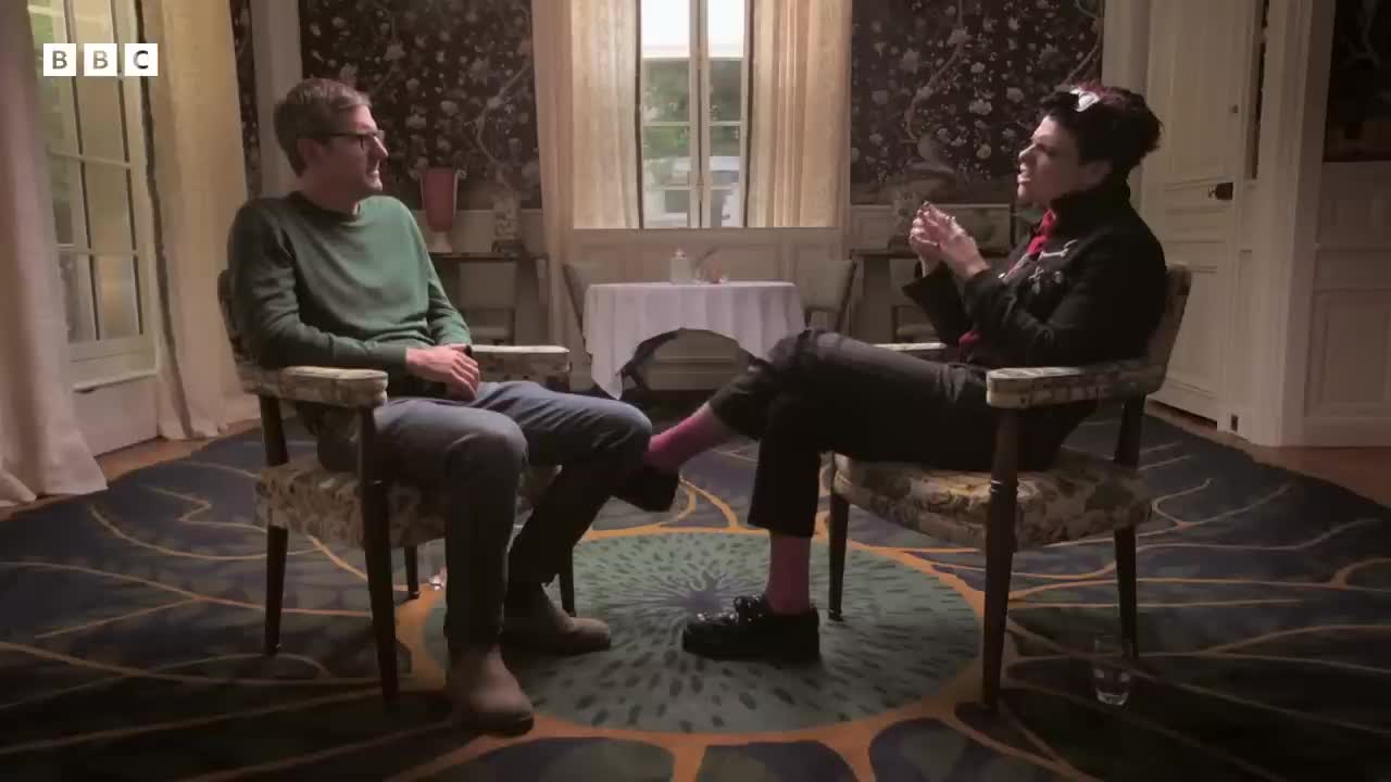 Yungblud on queerbaiting _ Louis Theroux Interviews - BBC