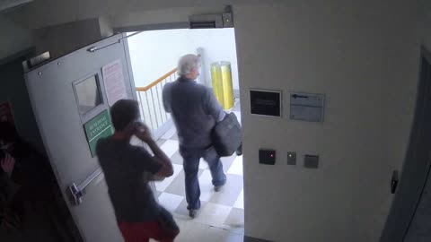 5180CHOBBANorthLobbyStair8_2021-01-05_16h20min02s797ms.mp4