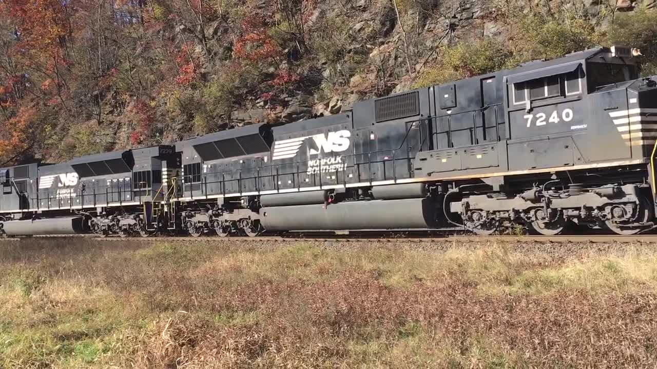 October 30, 2022 - Horseshoe Curve Norfolk Southern EMD Helper Units