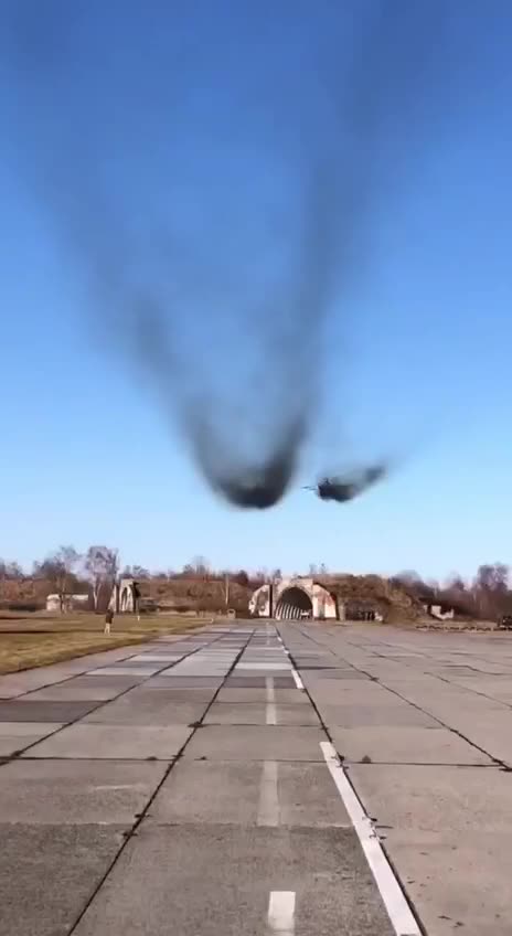 Must See Footage from Ukrainian Fighter Pilots