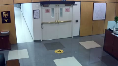 3902PSQB06LobbyReceptionArea_2021-01-05_02h20min00s363ms.mp4