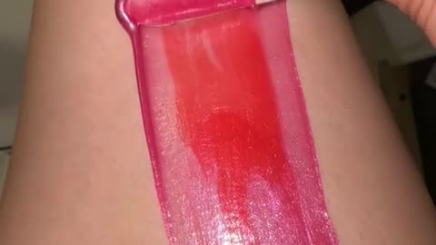 Leg Waxing with Sexy Smooth Tickled Pink + Cherry Desire Hard Wax | @skin.boss_