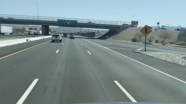 Two minutes of Truckin, Barstow, CA.