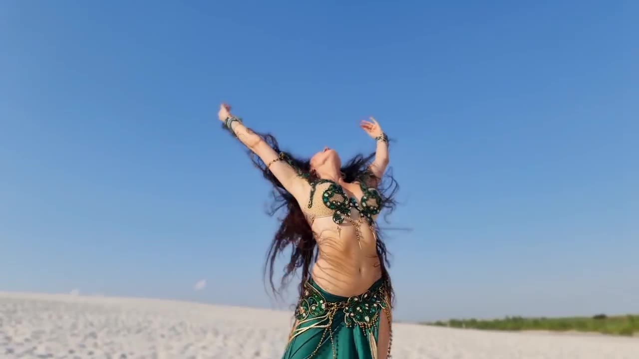 BELLY DANCE - DRUM SOLO The Flame of Jordanian by Chronis Taxidis