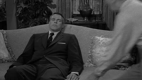 The Twilight Zone S01E24 Long Live Walter Jameson