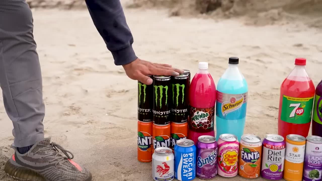 Big Monster, Chupa Chups, Mtn Dew, Fanta, Mirinda and Mentos soda mix Underground-12