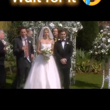 FUNNY WEDDING PHOTOSHOOT