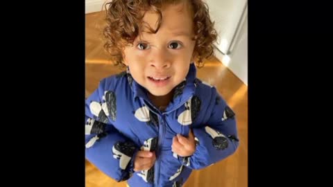 Chris brown Son Aeko Shows Off How Long His Hairs and Gotten In Video With Mommy!😘