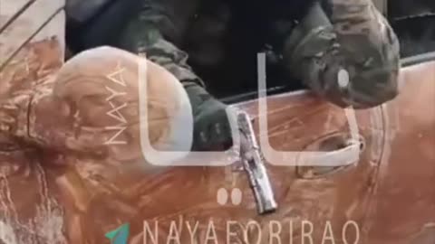 (18+) 🇸🇾 WATCH: HTS terrorists execute two Alawites in Homs City street