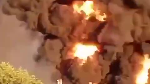 Insane Fire at a Russian Oil Refinery(Volgograd Oblast)