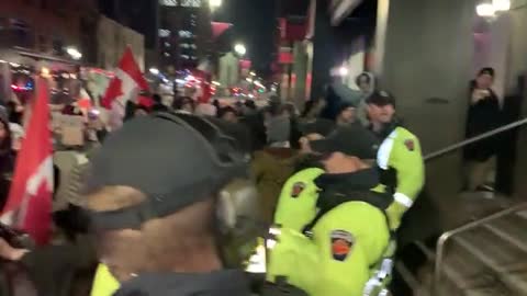 Trudeau getting a warm welcome in Hamilton