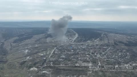 Intense fighting in Bakhmut, Russian forces advance on the outskirts